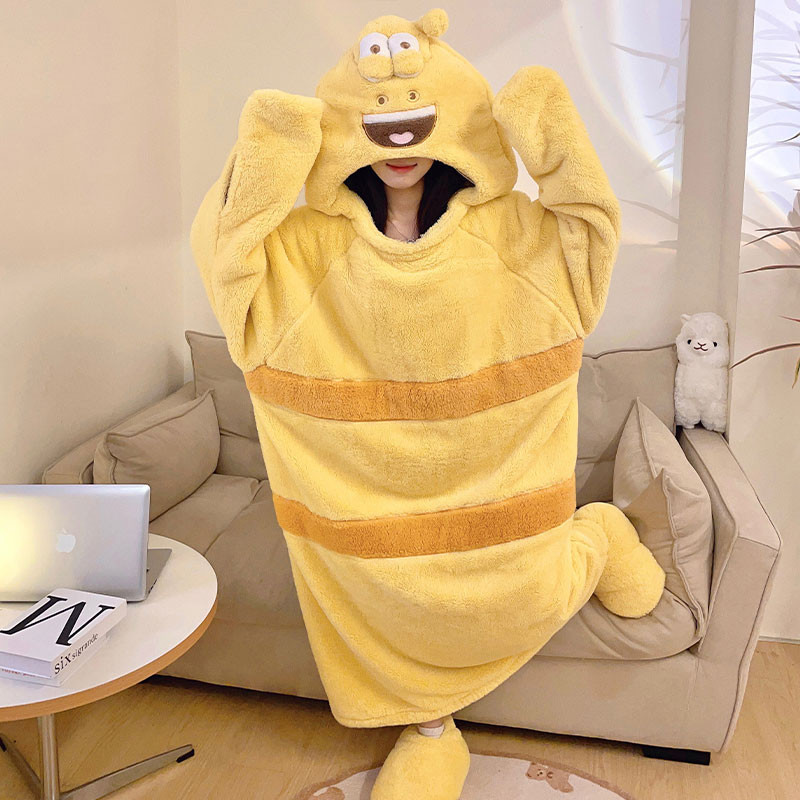 キャラクターパジャマ　虫　ルームウエアー　着る毛布　キモかわ　黄色　暖かい