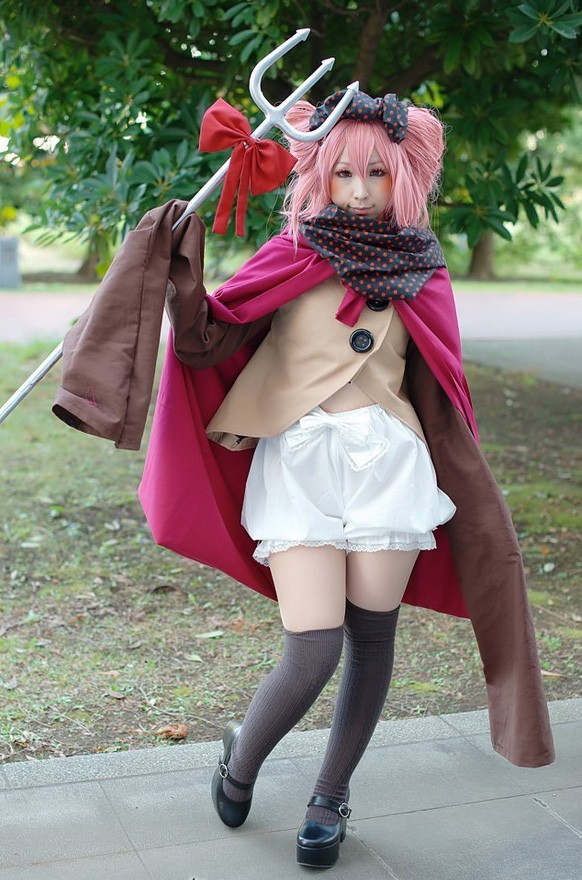 魔法少女まどか☆マギカ お菓子の魔女 / シャルロッテ 擬人服 コスプレ衣装