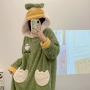 キャラクターパジャマ　ひよこ　パジャマ　草色　カワイイ　冬ルームウエアー　プレゼント