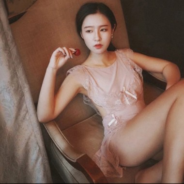 http://gxfh8v7a6vpzxuihvc0vb6z3x4j6.oss-us-east-1.aliyuncs.com/LINGERIE-000901.jpg