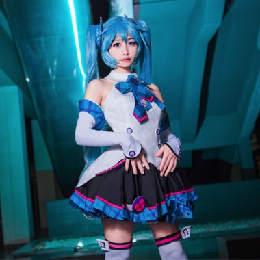 http://gxfh8v7a6vpzxuihvc0vb6z3x4j6.oss-us-east-1.aliyuncs.com/VOCALOID-003402.jpg