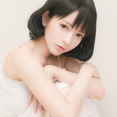 http://gxfh8v7a6vpzxuihvc0vb6z3x4j6.oss-us-east-1.aliyuncs.com/LOLITA-000202.jpg