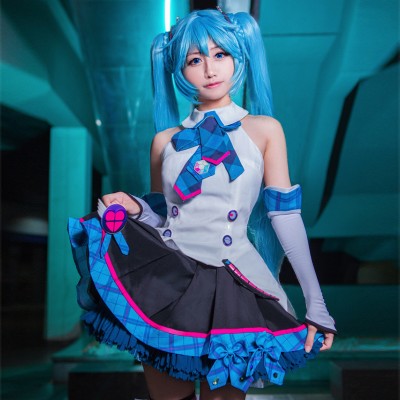 http://gxfh8v7a6vpzxuihvc0vb6z3x4j6.oss-us-east-1.aliyuncs.com/VOCALOID-003403.jpg